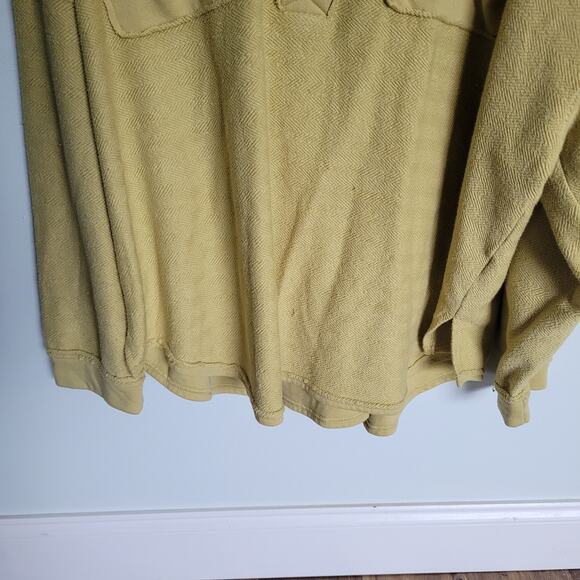 American Eagle AE Women's Large Textured Henly Sweatshirt Green Shirt - Picture 8 of 9